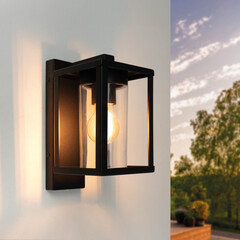 Aplique de Pared con Sensor Crepuscular - 7,5W - 2100K - IP44 - Negro