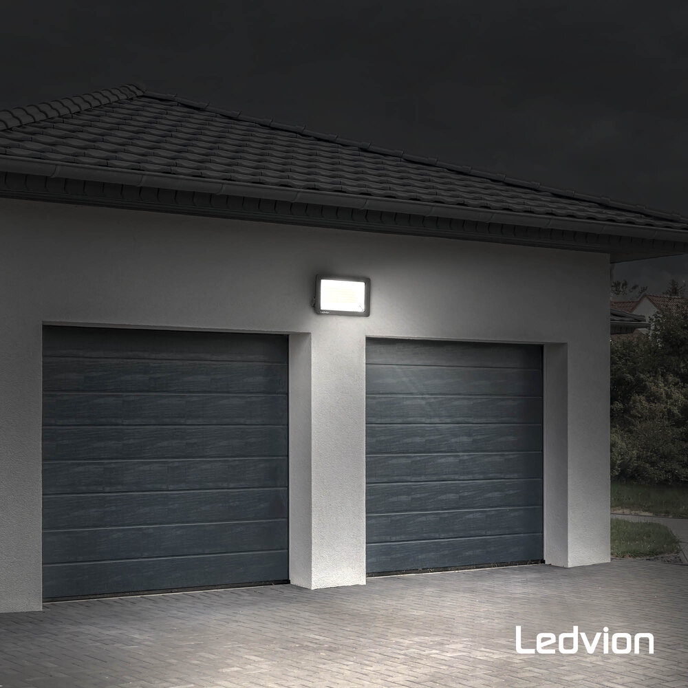Ledvion Proyector LED 200W - Chip Osram - IP65 - 120lm/W - Color Blanco - 5 años de garantía