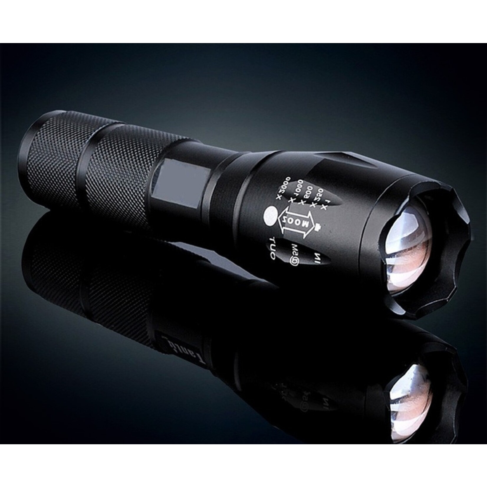 FlinQ Militaire Zaklamp - LED Zaklantaarn met 2000 Lumen - 1000 Meter - 1 + 1 Gratis