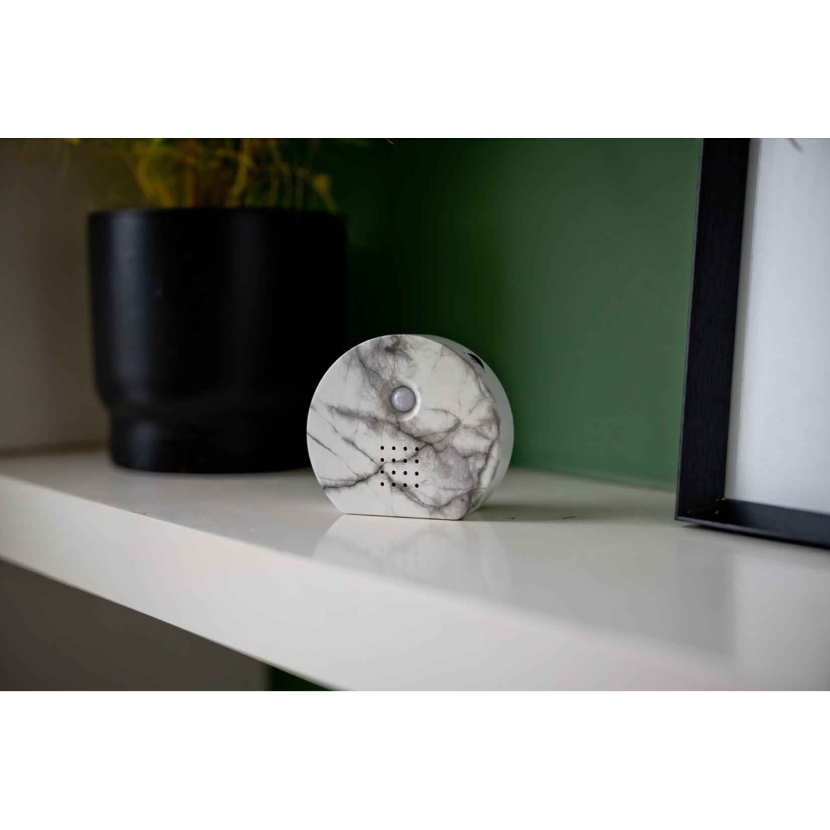 QLT QLT Nature Box Huisje Rond met Vogelgeluiden en Sensor