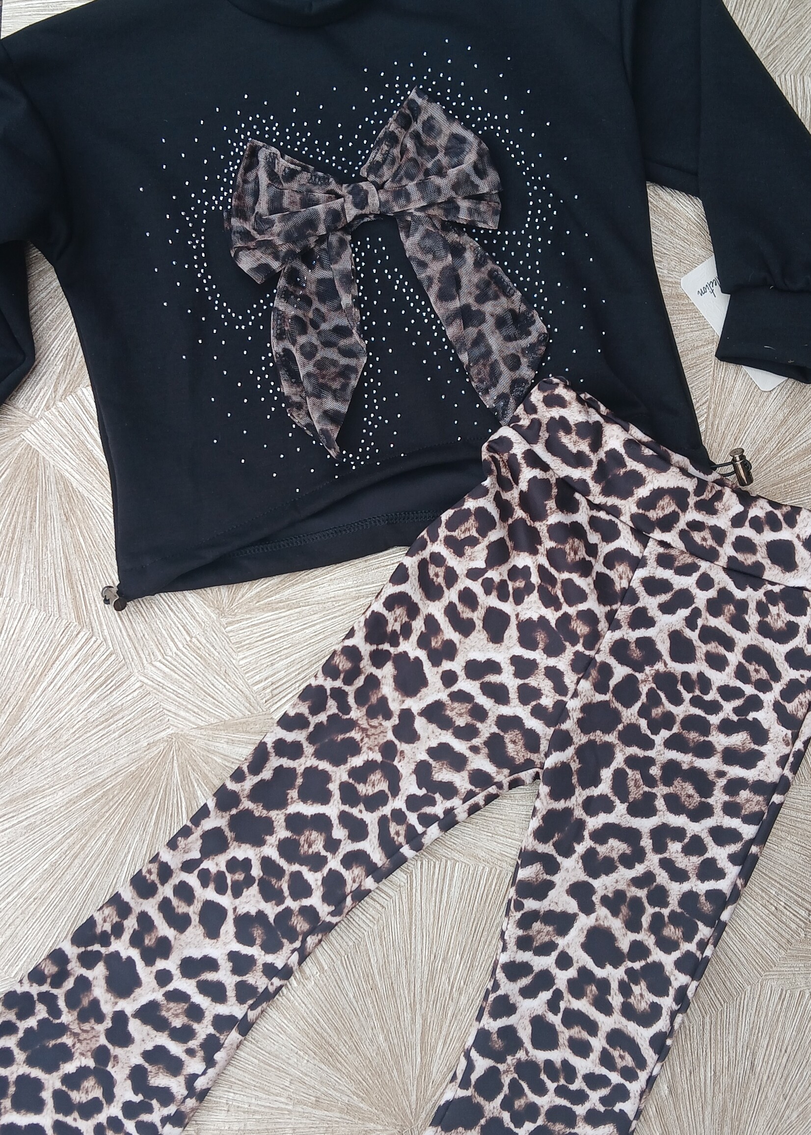 Leo Bow Flair Set Black