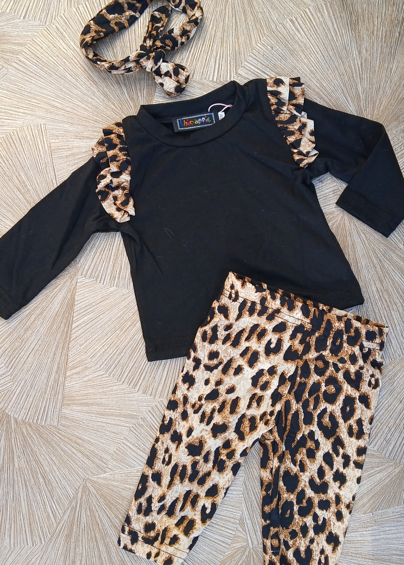 Qute Leopard Set Black