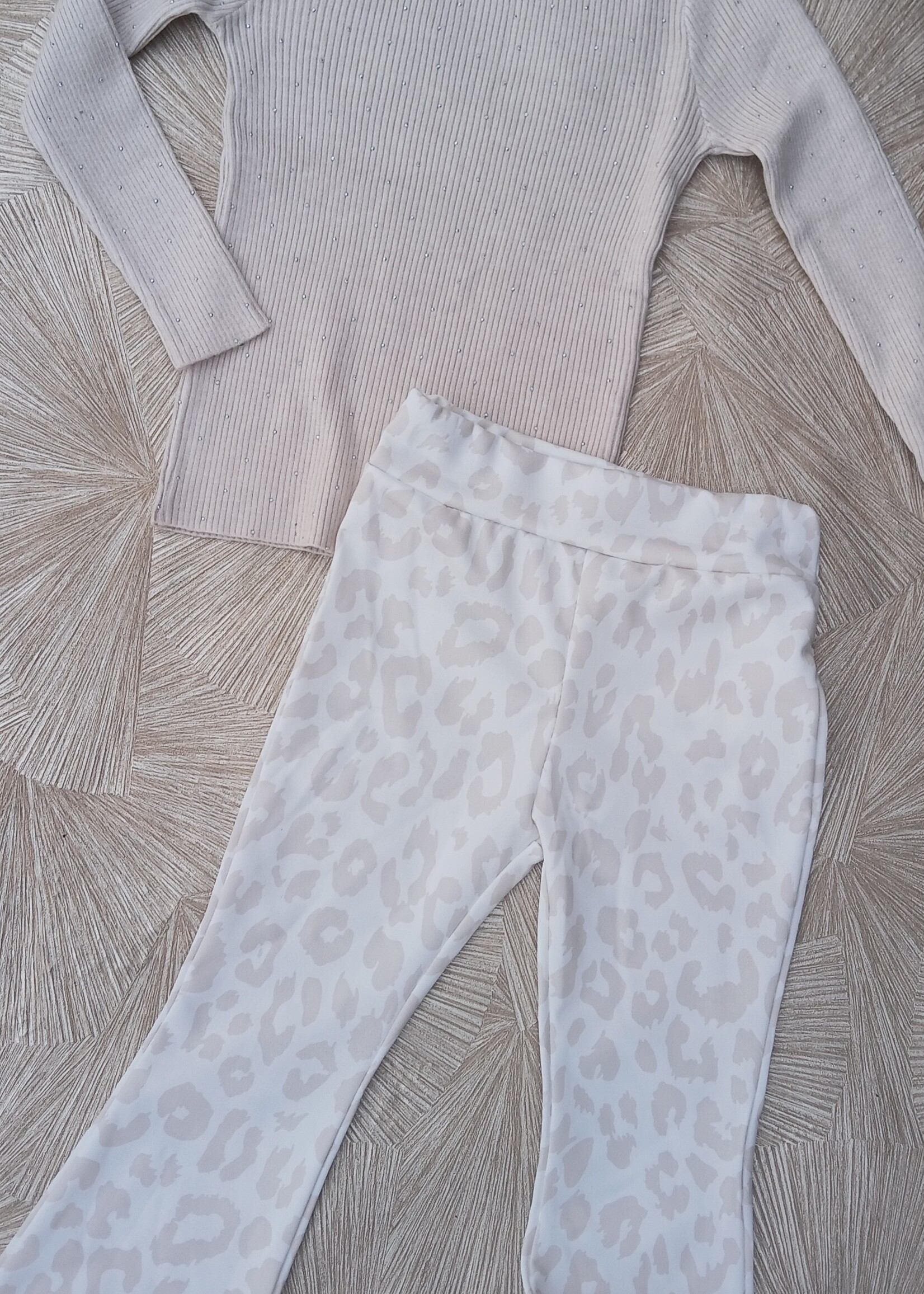 Leopard Flair White/beige