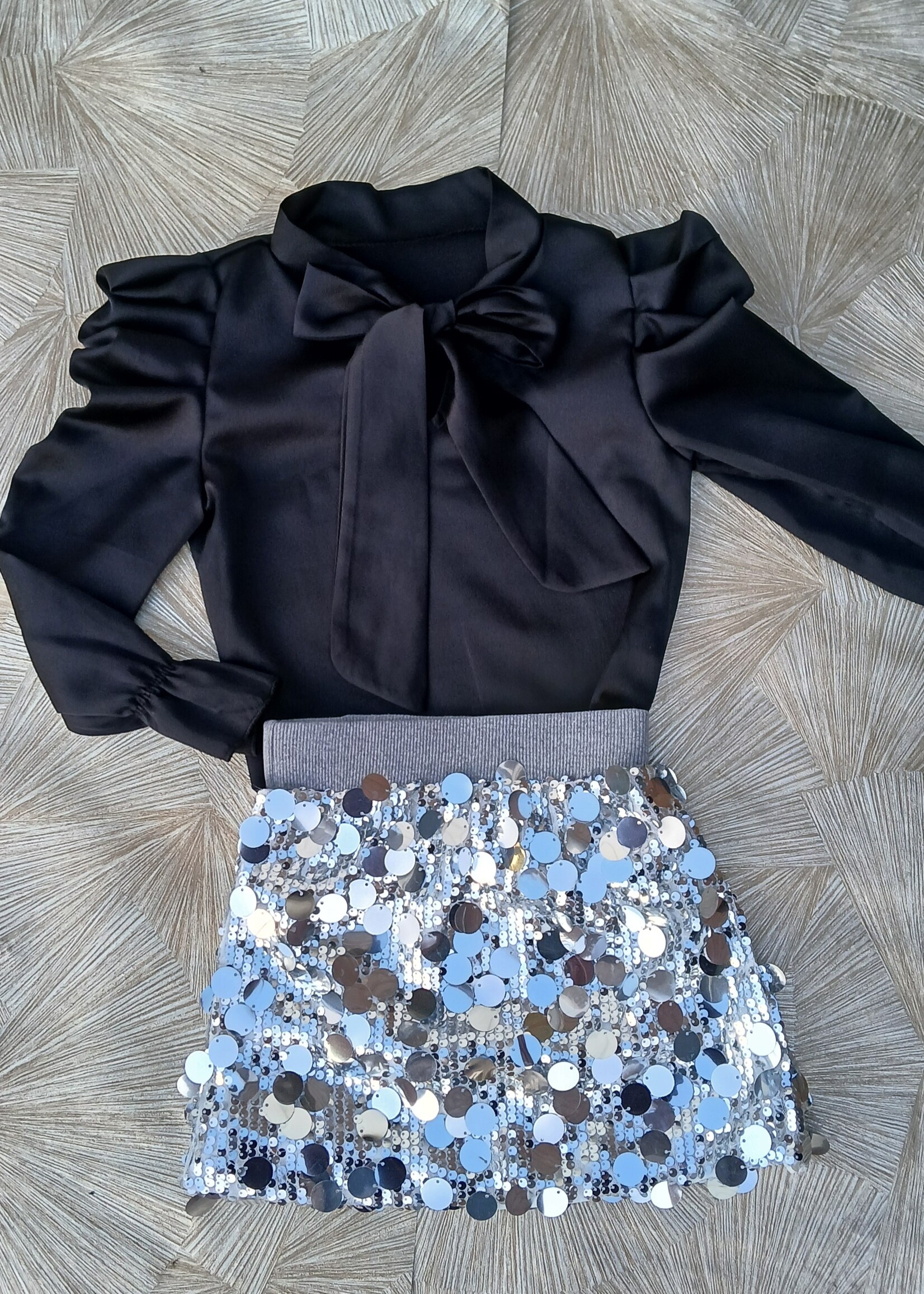 Glamour Blouse Black