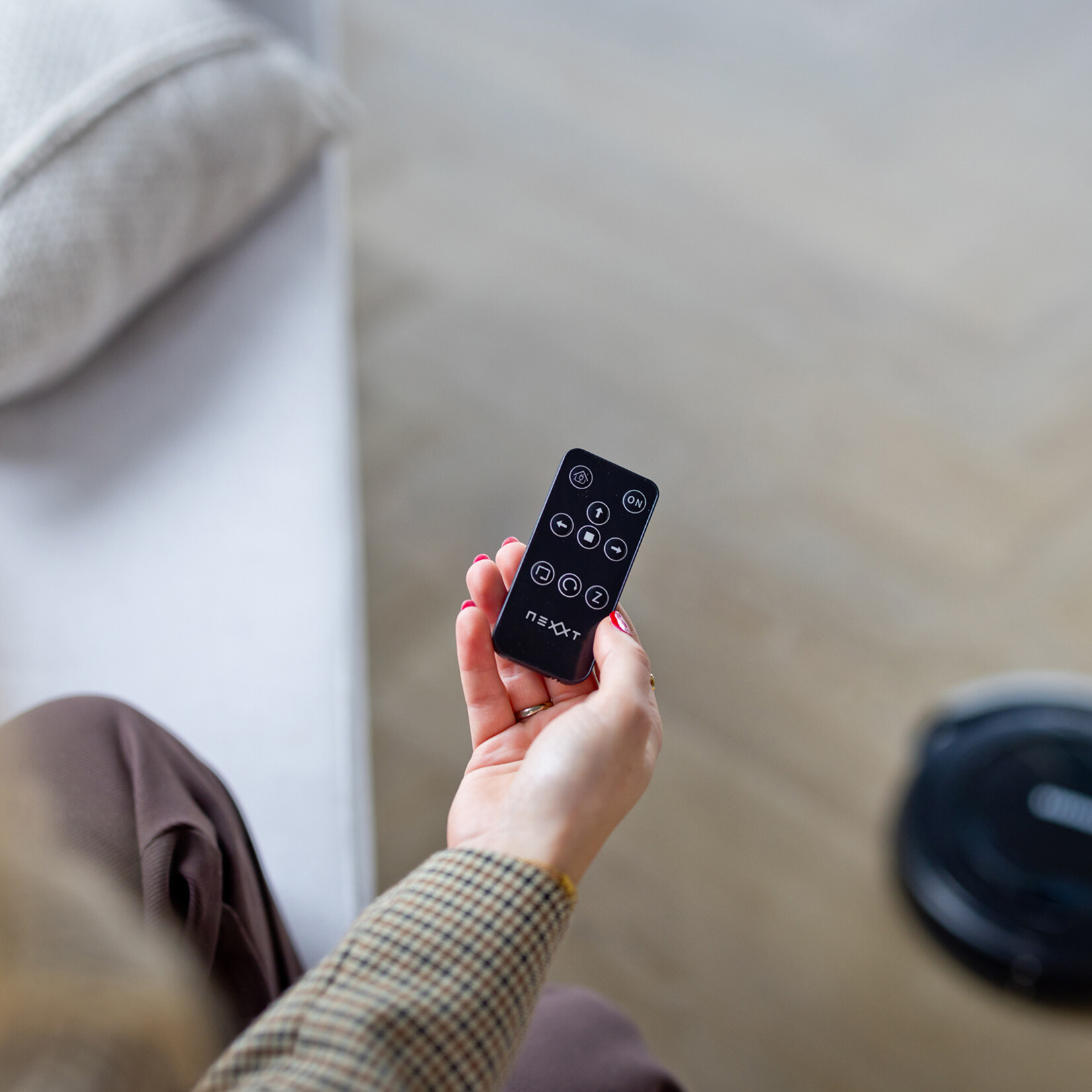 Nexxt Nexxt 3-in-1 Robotstofzuiger met Laadstation – Inclusief Adapter en Borstel – 17W