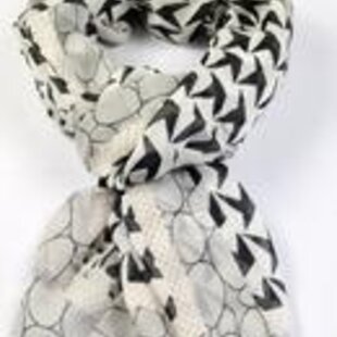 Zomersjaal met print en mooie zachte stof 50% katoen met 50 % viscose / 6 kleuren