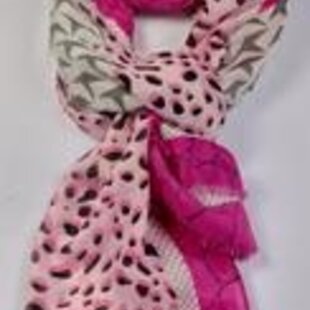 Zomersjaal met print en mooie zachte stof 50% katoen met 50 % viscose / 6 kleuren