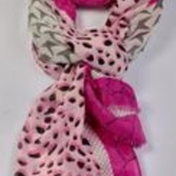 Zomersjaal met print en mooie zachte stof 50% katoen met 50 % viscose / 6 kleuren