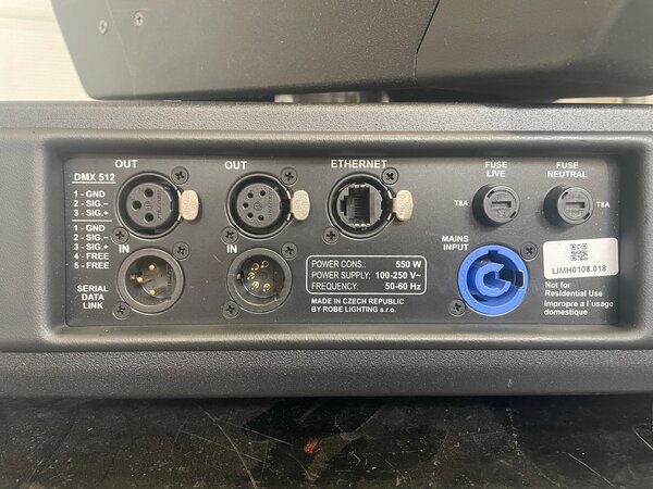 Robe  Flightcase 2x Robe DLF wash movinghead OCC. Robe  Flightcase 2x Robe DLF wash movinghead OCC.