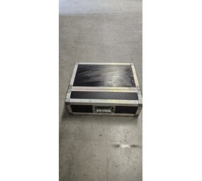 Flightcase 3he case met dichte achterzijde 52 x 44 x 17 OCC.