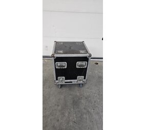 stolp kist 19inch leeg 60x60x 80 OCC.