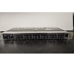 Behringer Behringer ultralink pro xlr split 8ch OCC. Behringer Behringer ultralink pro xlr split 8ch OCC.