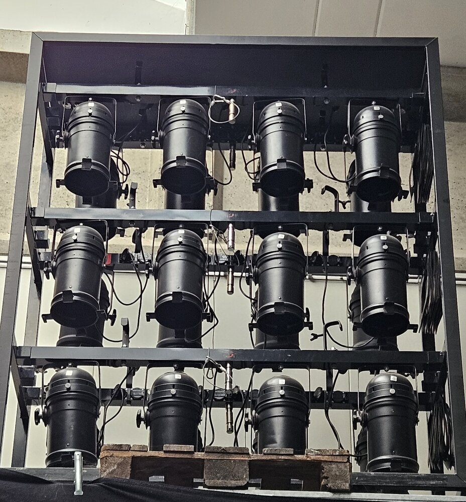 Fourbar long nose 500w lampen par 56 OCC.