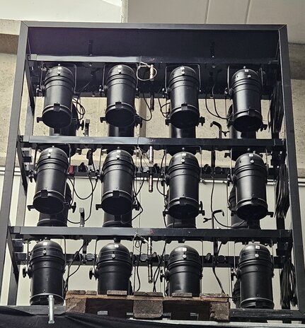 Fourbar long nose 500w lampen par 56 OCC.