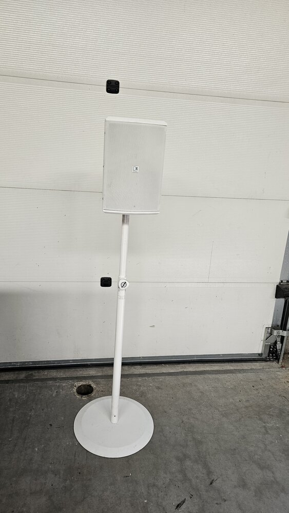 Audac  XENO 8  Witte speakers  OCC.