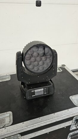 Robe 300 Ledwash OCC.  Meer beschikbaar op aanvraag