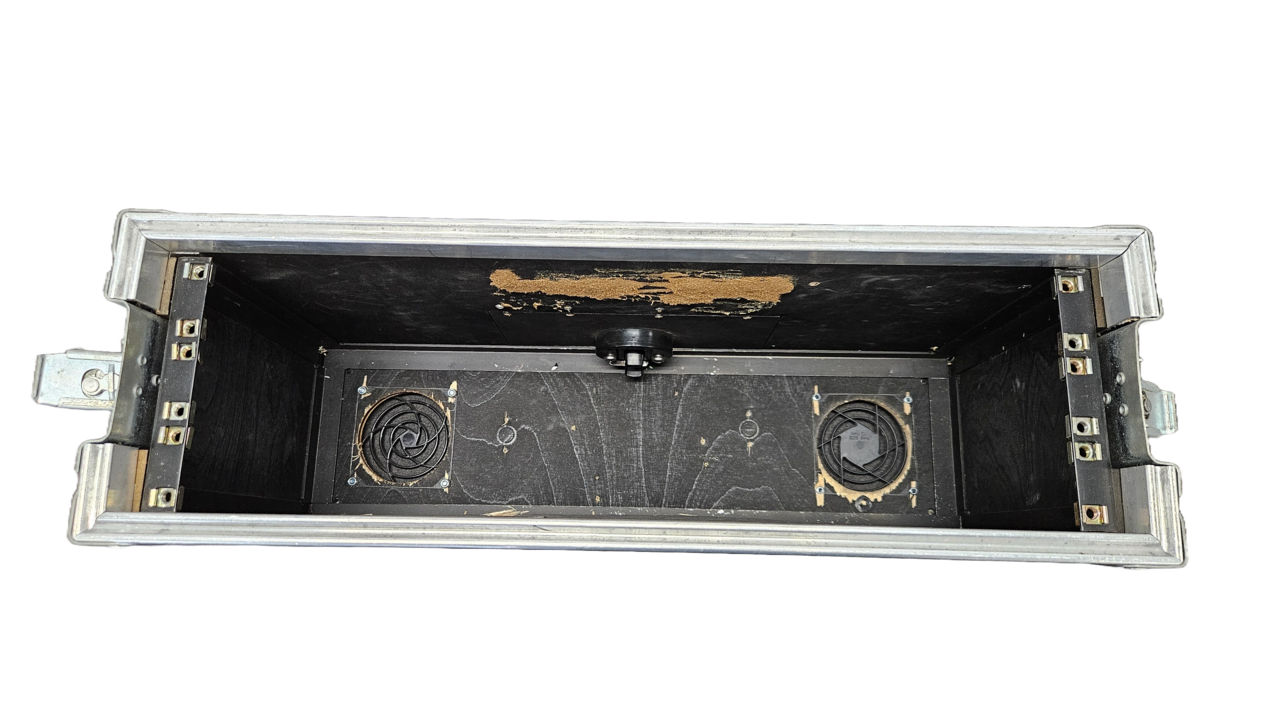 Flightcase met bovenkant klep  alleen voorzijde  52 x46 x16 3he occ