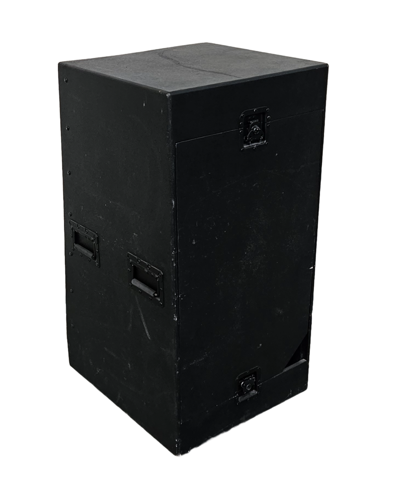 19 inch rack hout zwart  met schuine voorkant 20 he  onderzijde 60 x 51 bovenzijde 51 x 50 OCC.