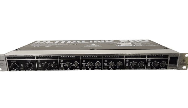 Behringer Behringer ultralink pro xlr split 8ch OCC.