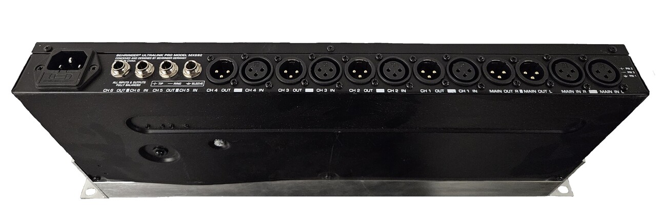 Behringer Behringer ultralink pro xlr split 8ch OCC.