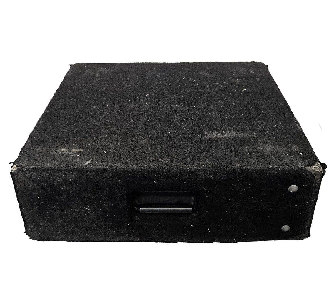 Stolp 3he zwart 52 x 53 x  17 OCC.