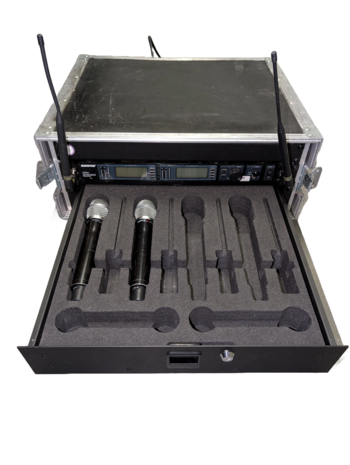 Shure Flightcase incl. 1x Shure UR4D en 2x UR2 beta87 handheld K4e