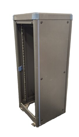 server rack 30HE