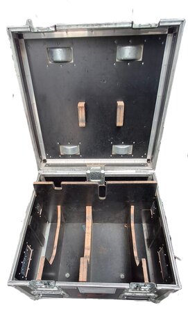 Motortackel 1T kist met schade OOC Motortackel 1T kist met schade OOC