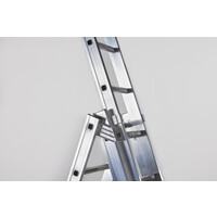 Altrex Kibo 3-teilige Stufenleiter KRU 3 x 12