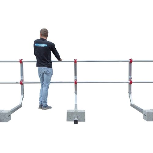 Dachrandschutz temporäres Flachdach 21 Meter Euroscaffold Dachrandschutz temporäres Flachdach 21 Meter