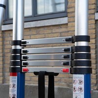 Panthera Teleskopleiter 3,2 Meter mit Soft Close - Kopie (Test)