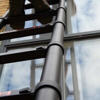 Panthera Teleskopleiter schwarz 3,2 Meter