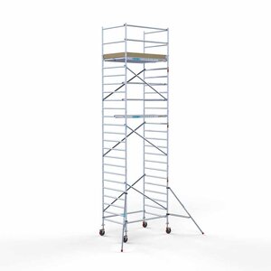 Basis-Rollgerüst 135 x 190 x 8,2 m Arbeitshöhe mit leichter Plattform