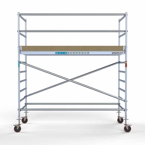 Basis-Rollgerüst 135 x 305 x 4,2 m Arbeitshöhe mit leichter Plattform Euroscaffold Basis-Rollgerüst 135 x 305 x 4,2 m Arbeitshöhe mit leichter Plattform
