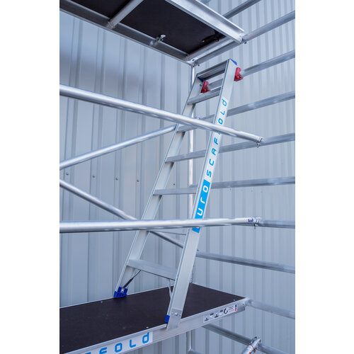 Eurostairs Plattform Gerüstleiter 7 Stufen