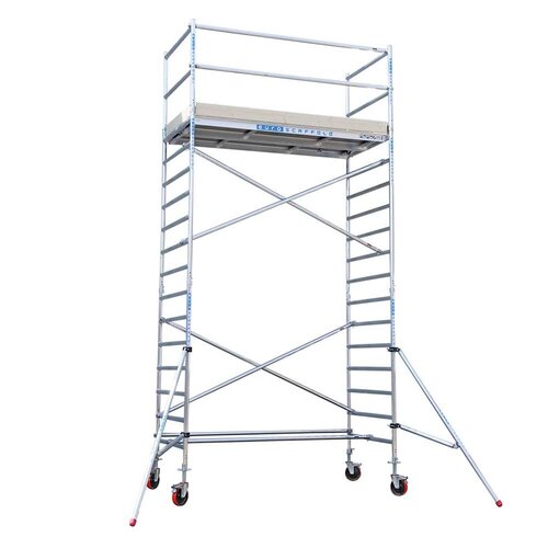 Basis-Rollgerüst mit Vario-Frontgeländer 135x190x6,2m Arbeitshöhe Euroscaffold Basis-Rollgerüst mit Vario-Frontgeländer 135x190x6,2m Arbeitshöhe