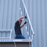 Euroscaffold Basis-Rollgerüst mit Vario-Frontgeländer 75x190x6,2m Arbeitshöhe