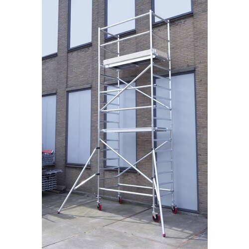 Basis-Rollgerüst 90 x 190 x 6,2m + zusätzliche Carbon-Plattform Euroscaffold Basis-Rollgerüst 90 x 190 x 6,2m + zusätzliche Carbon-Plattform