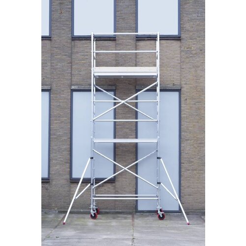 Basis-Rollgerüst 90 x 190 x 6,2m + zusätzliche Carbon-Plattform Euroscaffold Basis-Rollgerüst 90 x 190 x 6,2m + zusätzliche Carbon-Plattform