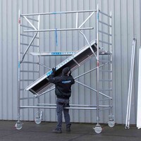 Euroscaffold Rollgerüst komplett 135 x 190 x 8,2 m Arbeitshöhe inkl. doppeltem Frontgeländer