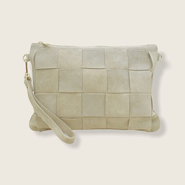 Fique the label TED CLUTCH | BEIGE SUEDE