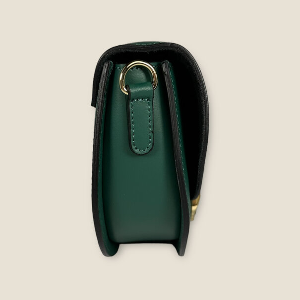 Fique the label FIEK BAG | EMERALD GREEN