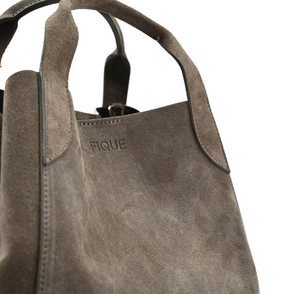Fique the label ELIZA BAG | TAUPE SUEDE