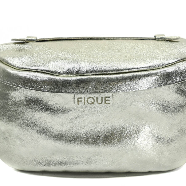 Fique the label CLEO BAG | GOLD LEATHER