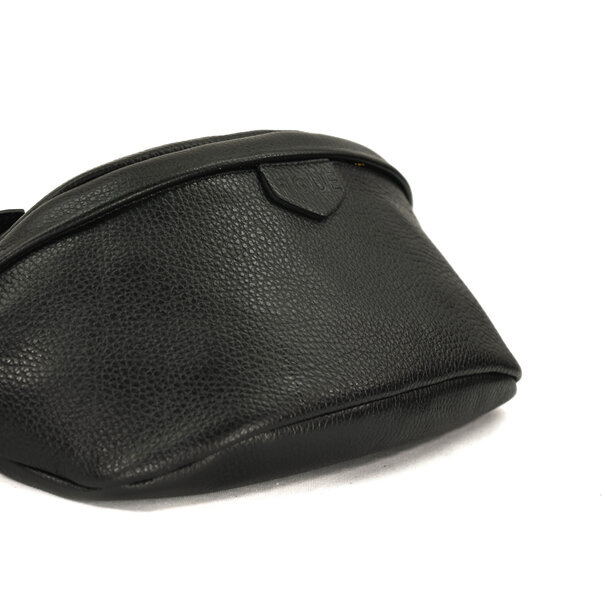 Fique the label CLEO BAG | BLACK LEATHER