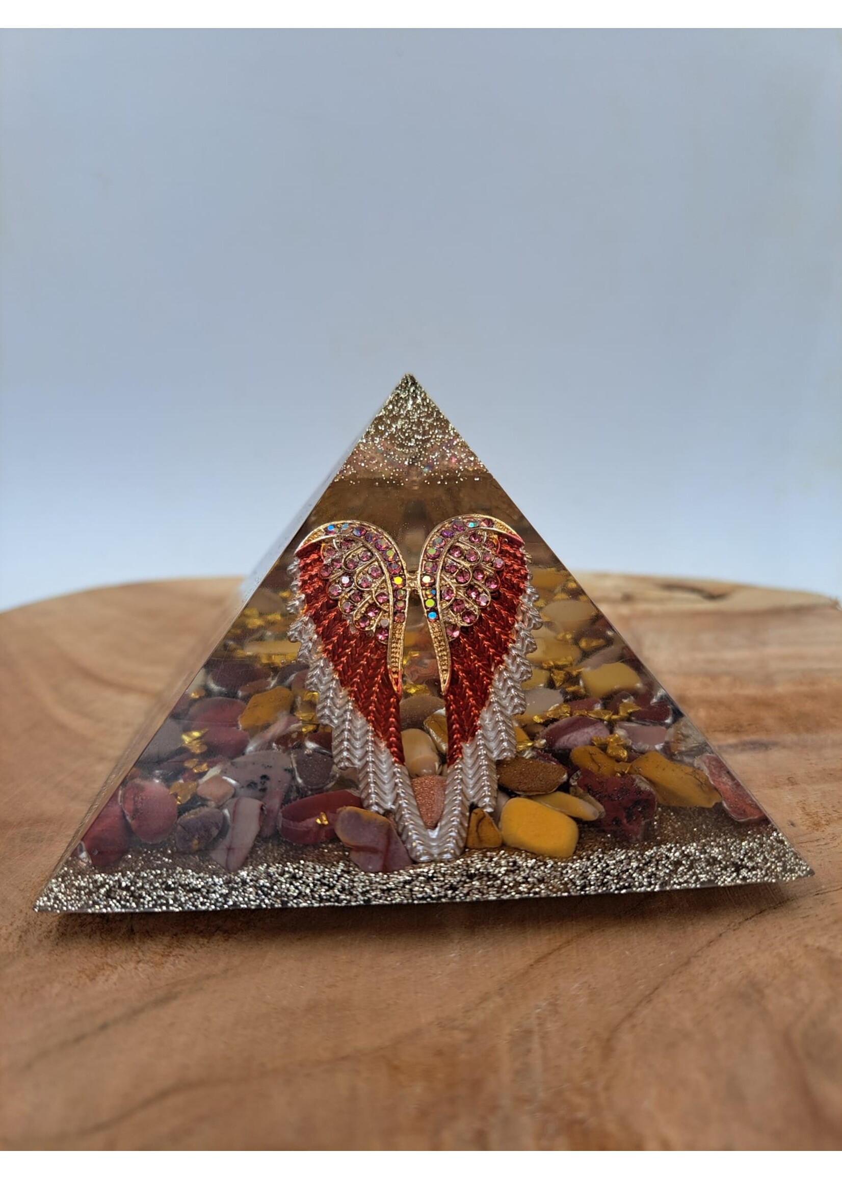 Handgemaakt Earthly Empowerment Piramide