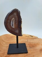 Agaat geode op standaard