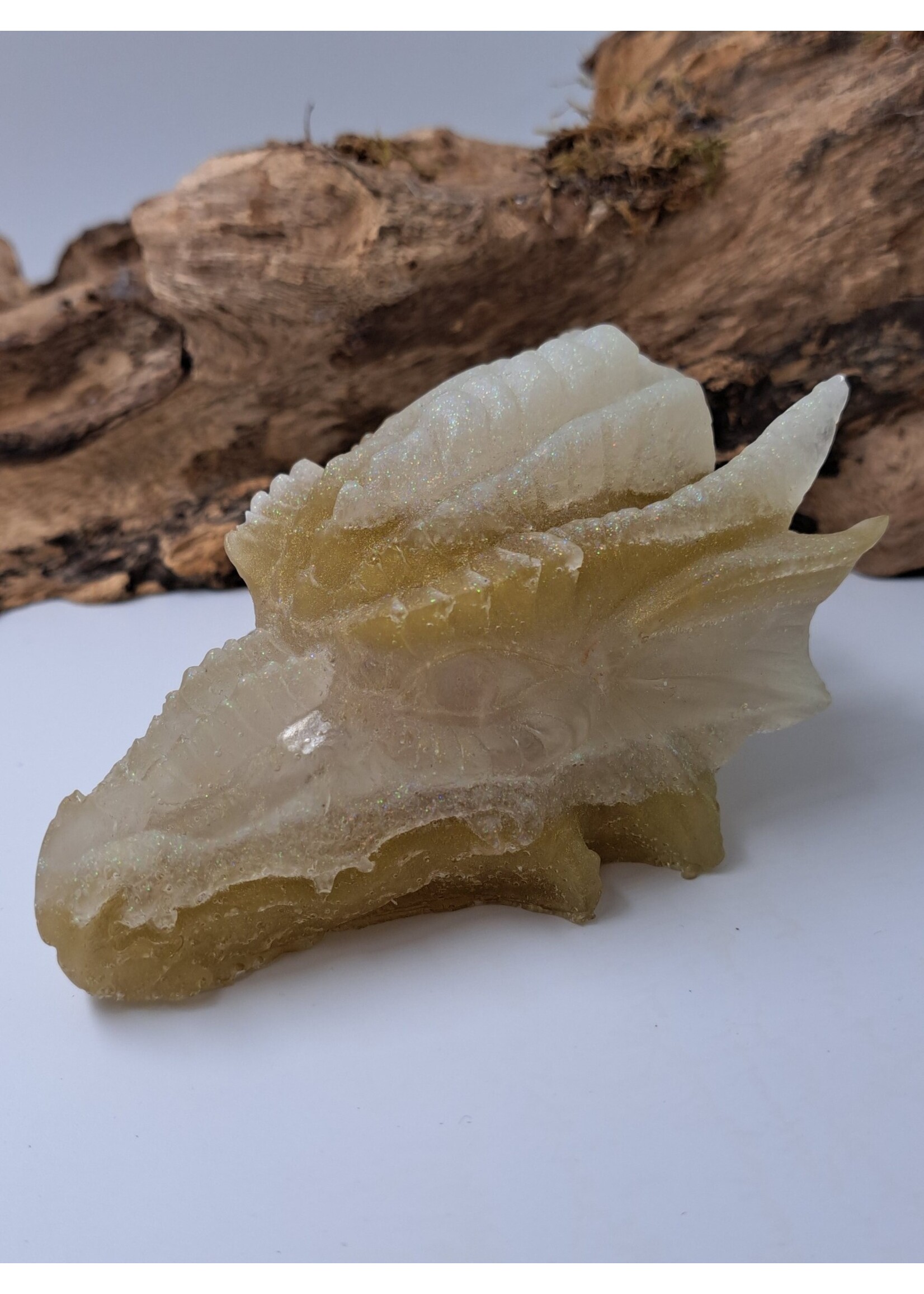 Handgemaakt Orgonite Drakenskull Bergkristal