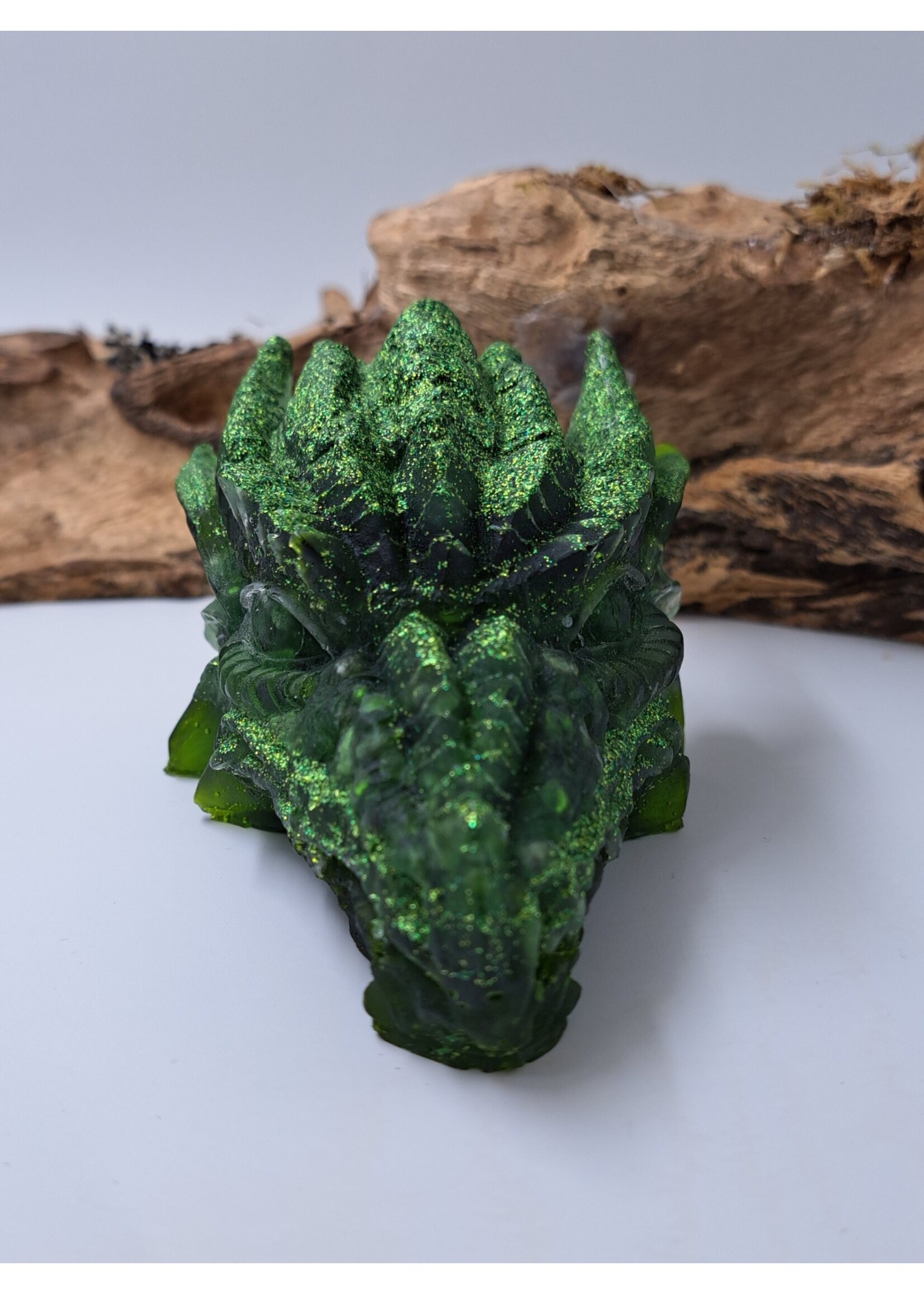 Handgemaakt Orgonite Drakenskull Diopsiet