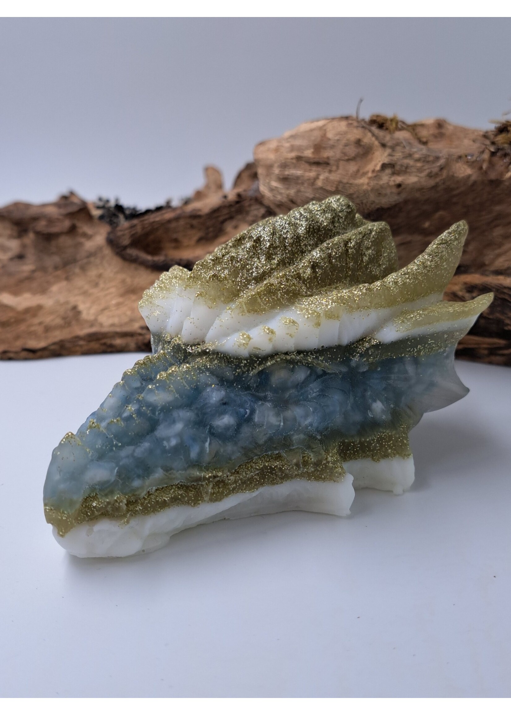 Handgemaakt Orgonite Drakenskull  Aquamarijn